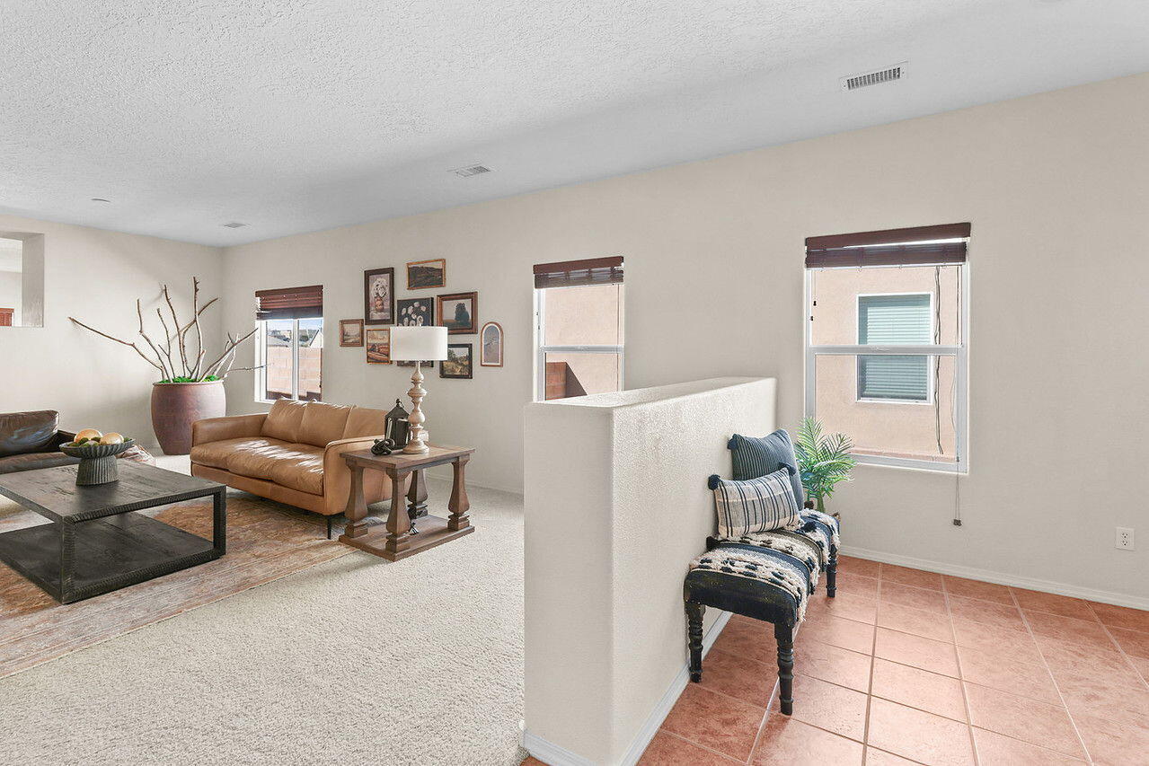 6530 Shiprock Drive NE