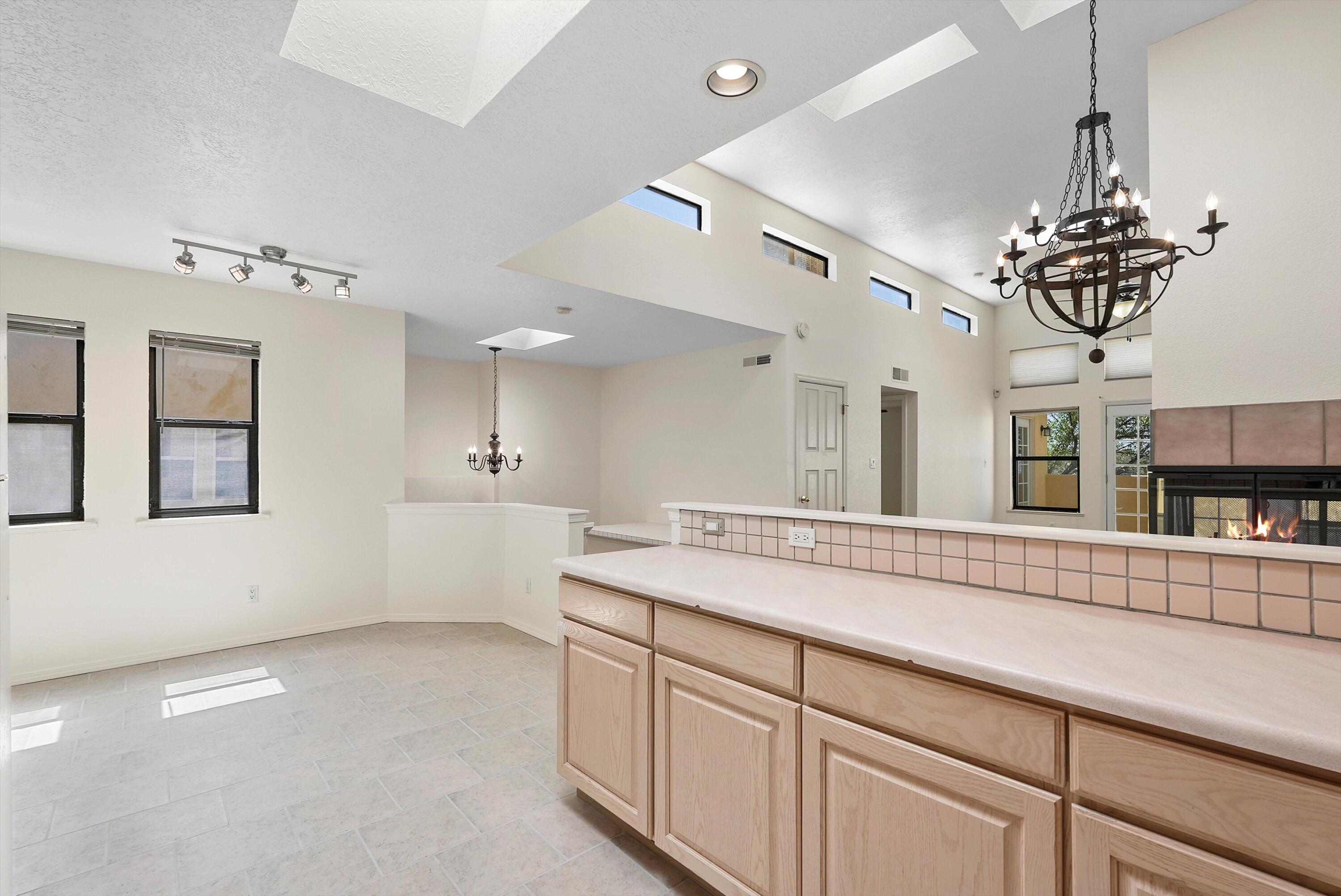 529 Pinon Creek Road, Albuquerque, New Mexico image 9