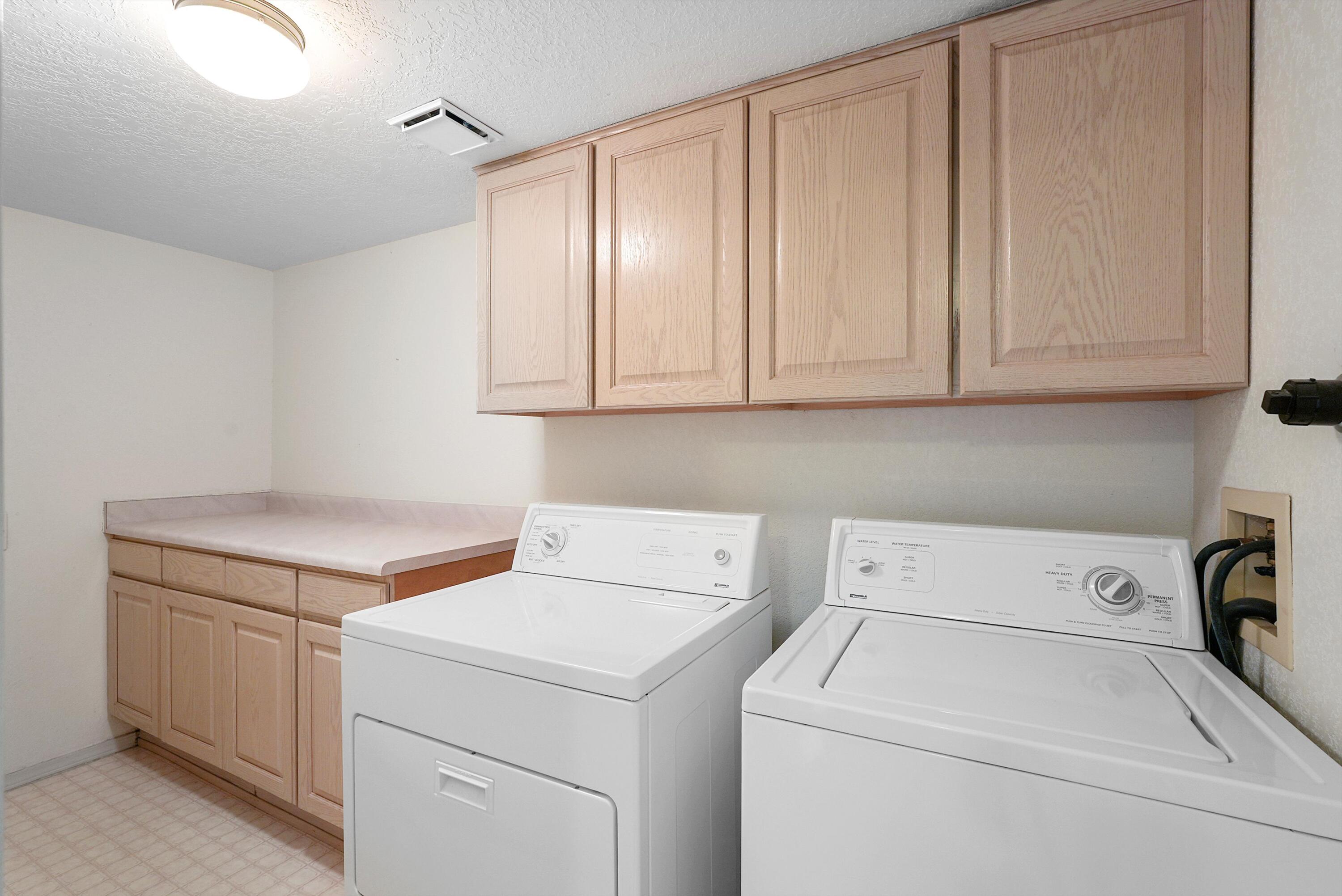 529 Pinon Creek Road, Albuquerque, New Mexico image 27