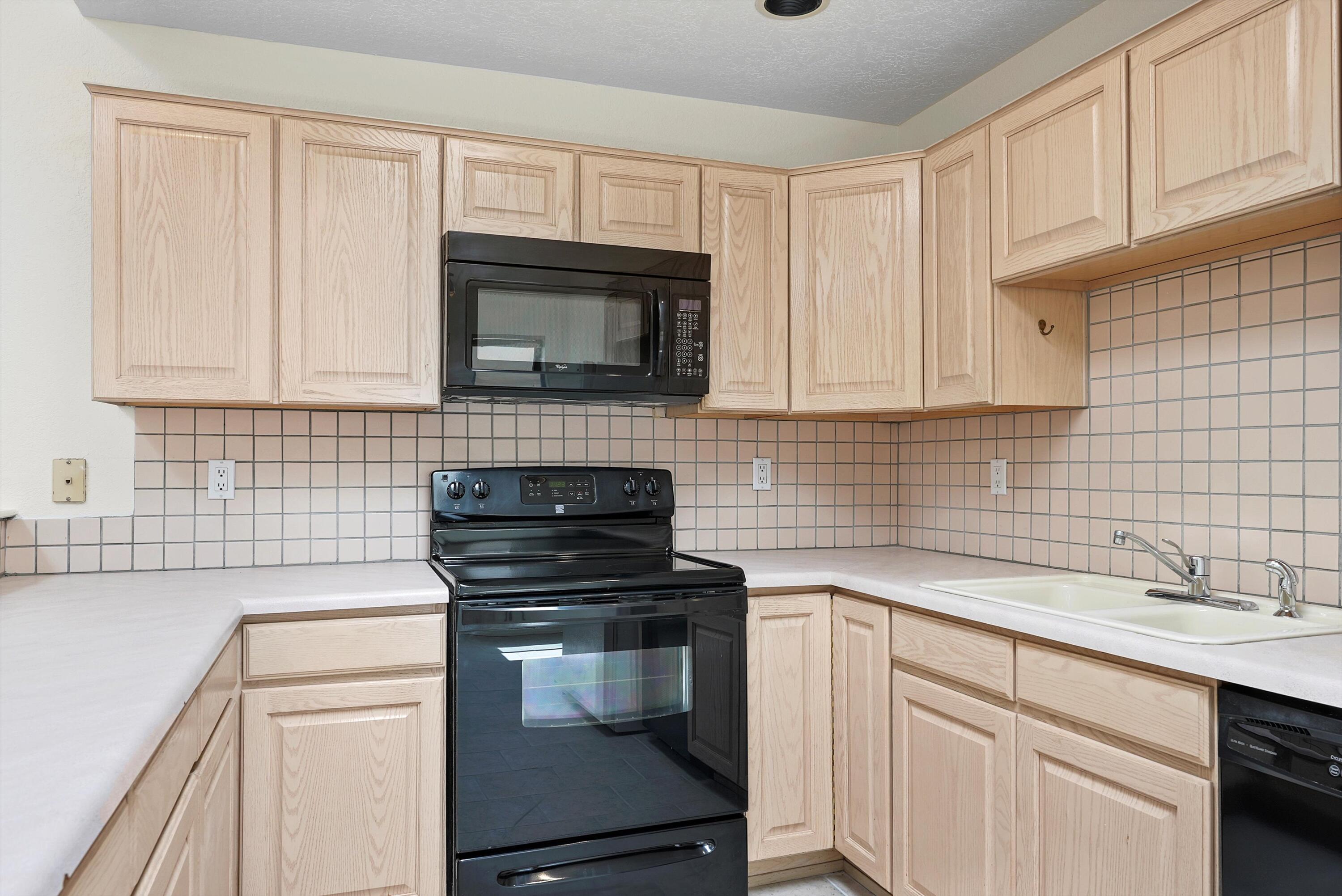 529 Pinon Creek Road, Albuquerque, New Mexico image 8