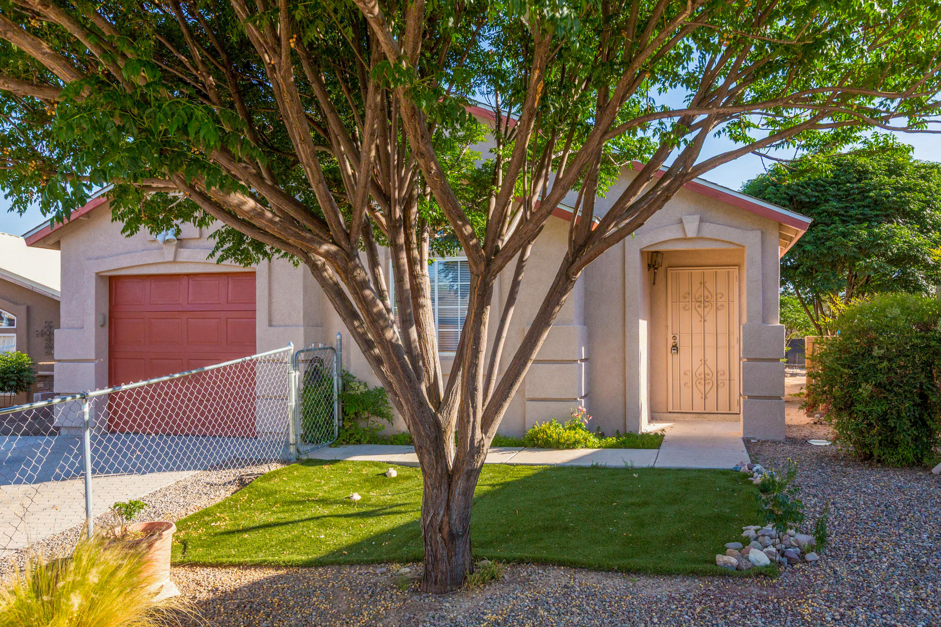 1543 Fox Hill Place SW