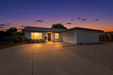 Photo of 8132 Eddy Avenue NE, Albuquerque, NM 87109 (MLS # 1102193)
