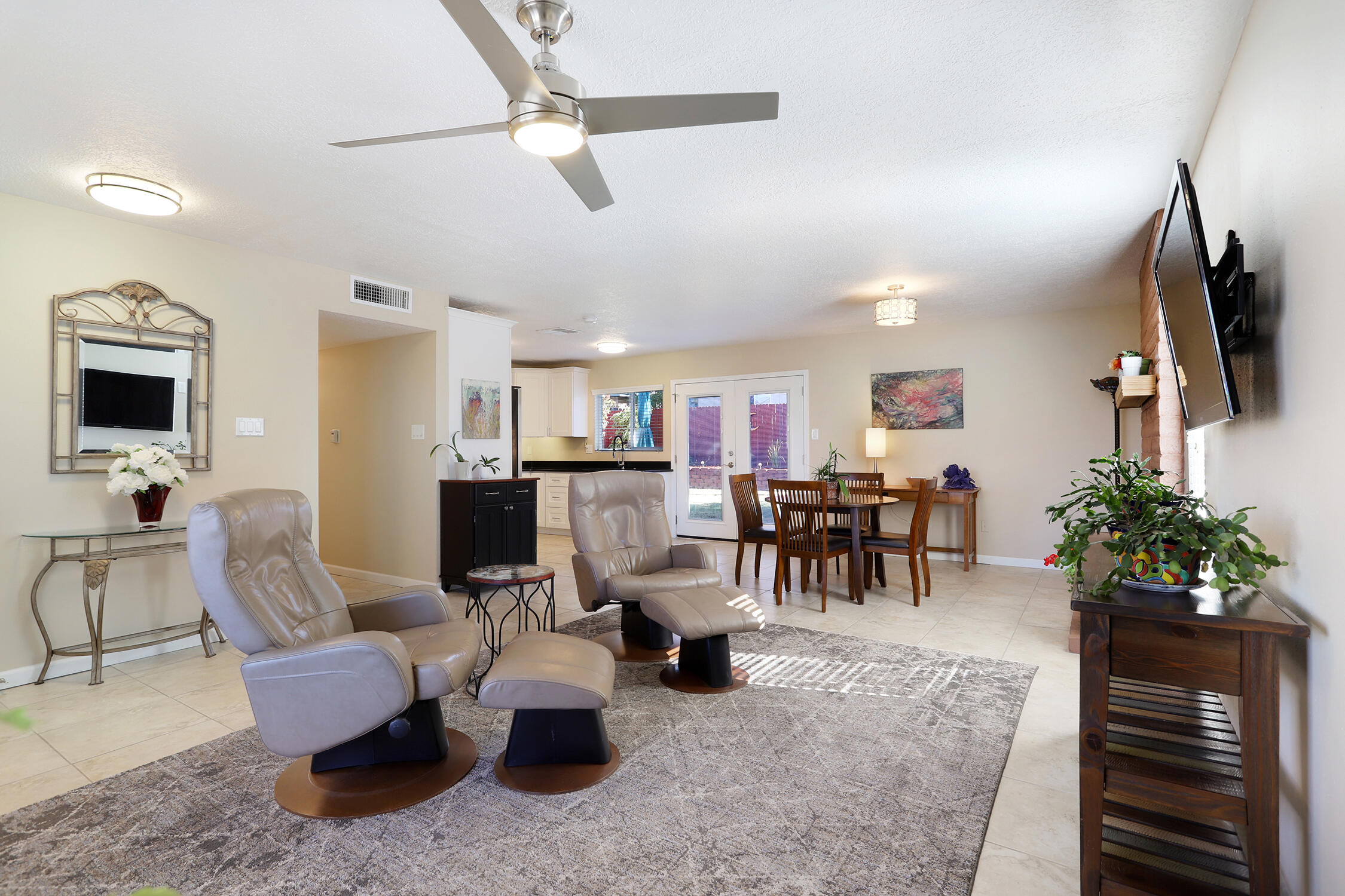 4720 Eric Drive, Albuquerque, New Mexico image 3