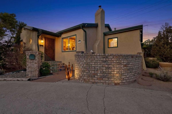 520 TULANE DR SE, ALBUQUERQUE, NM 87106 - Image b4e66565a23b565cc954439e68569d2b/1116454037