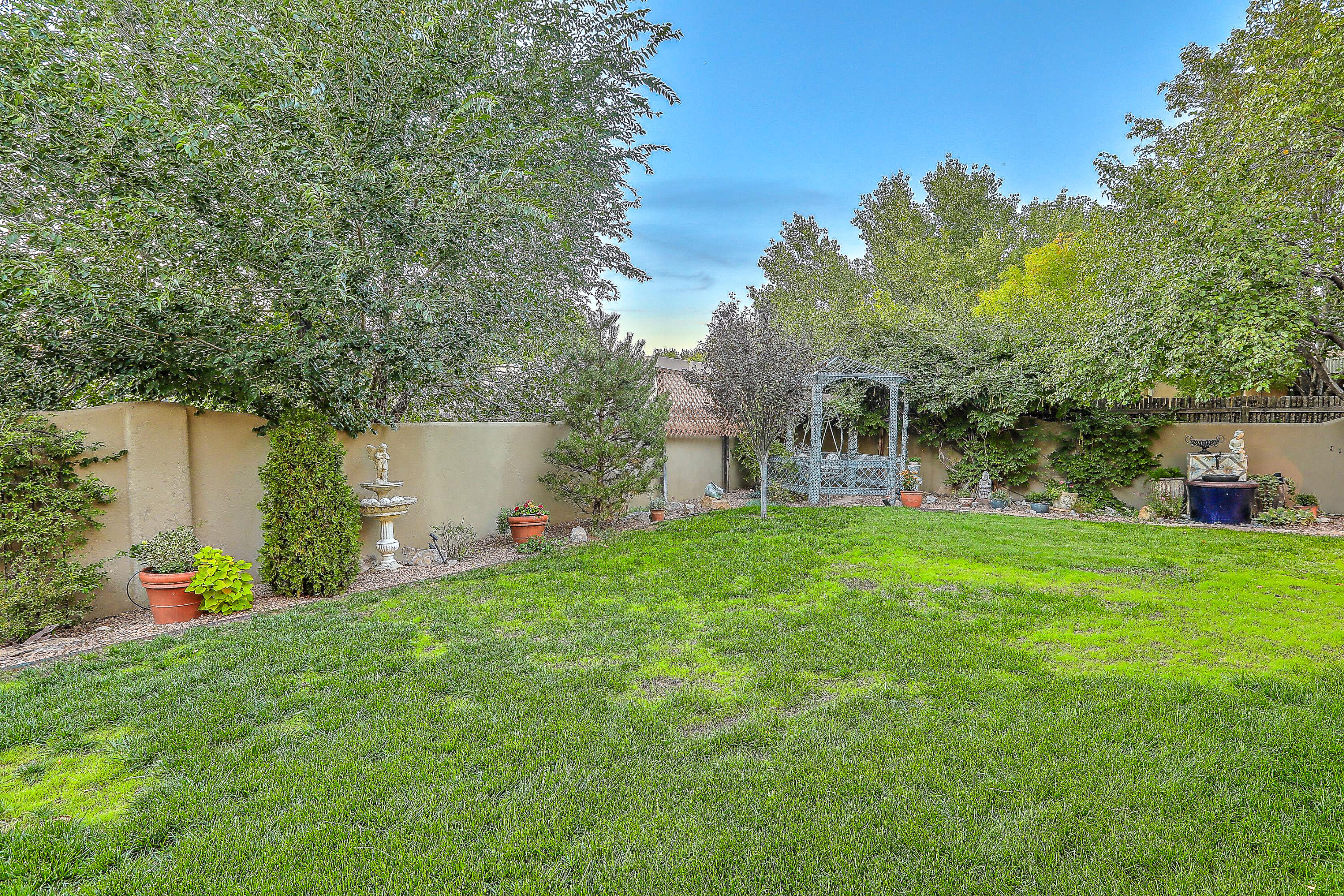 2705 Rincon Del Rio Court, Albuquerque, New Mexico image 48