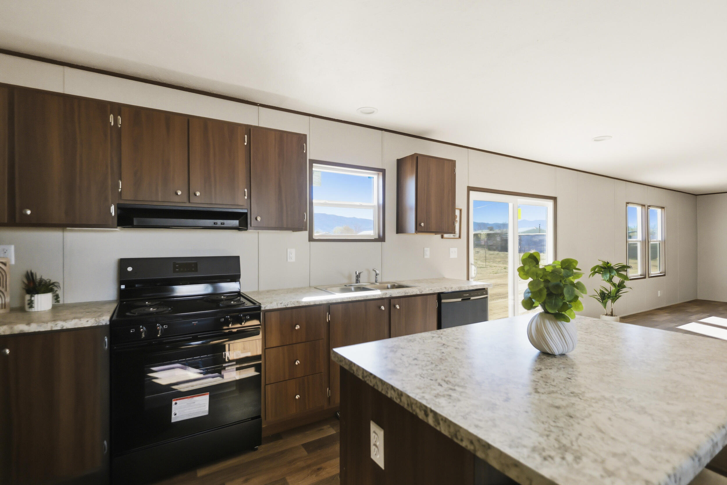 4 Meadowlake Circle