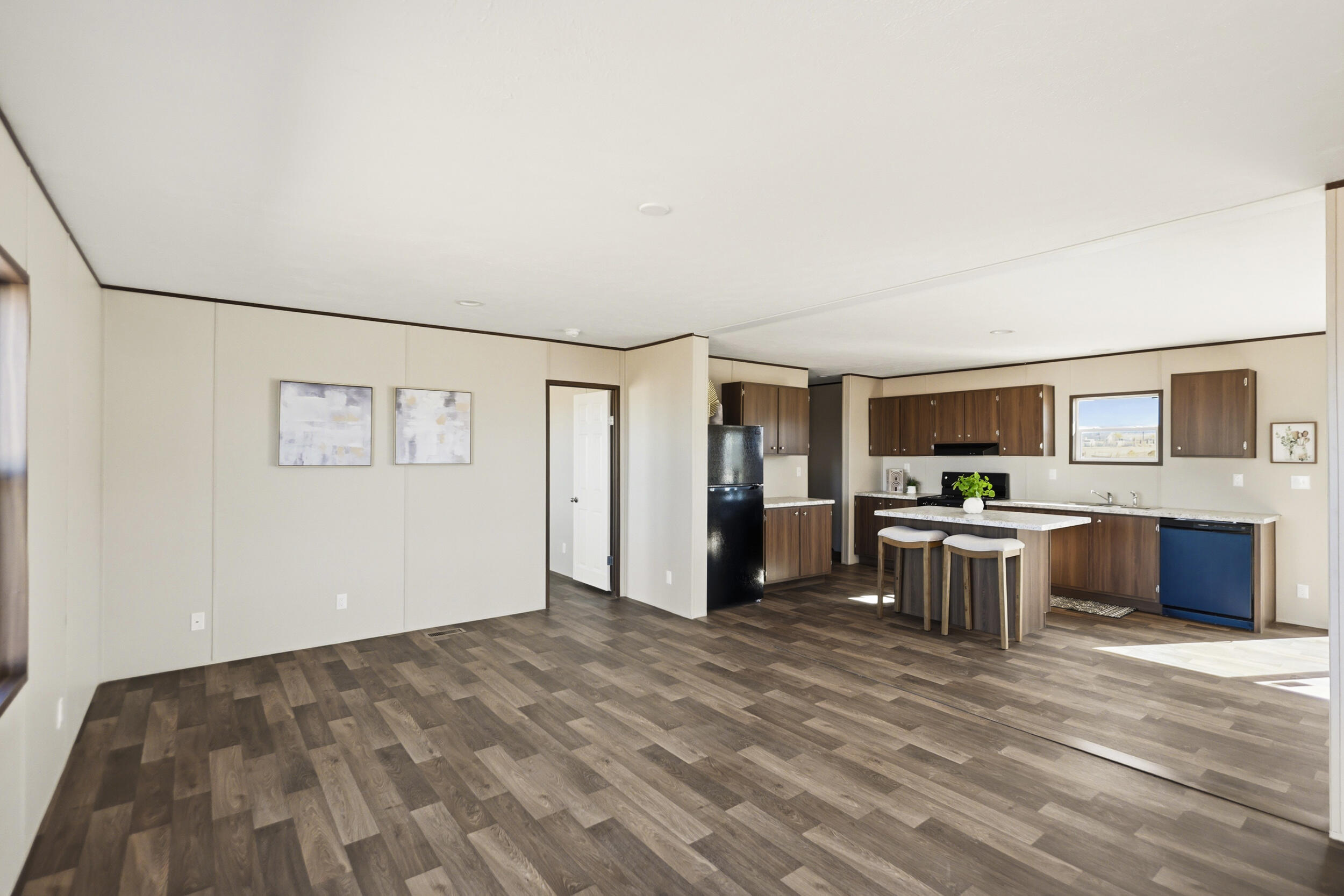 4 Meadowlake Circle