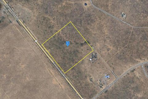 Photo of 25 Mojado Road, Belen, NM 87002 (MLS # 1094837)