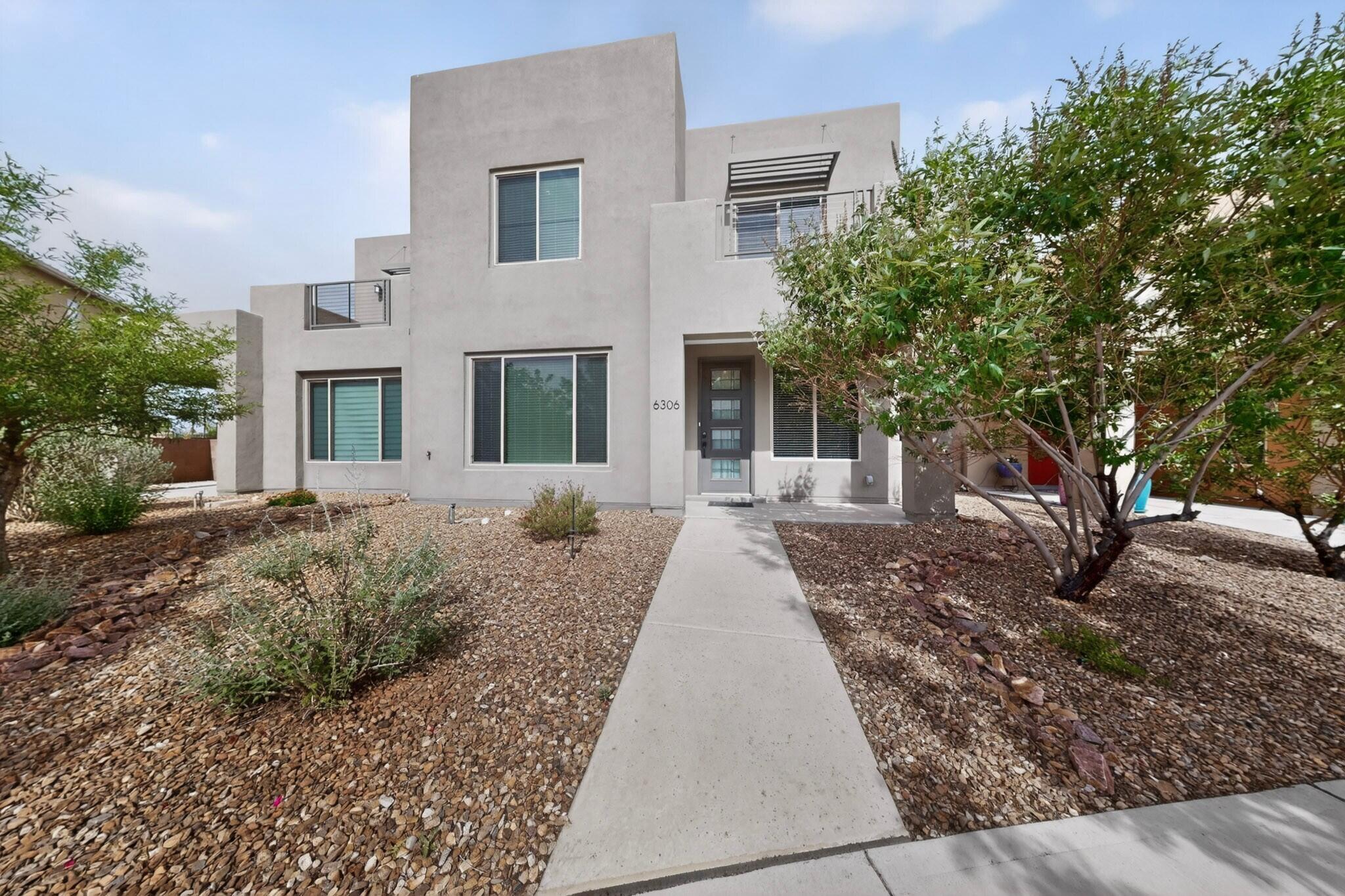 6306 Vista Del Bosque Drive NW