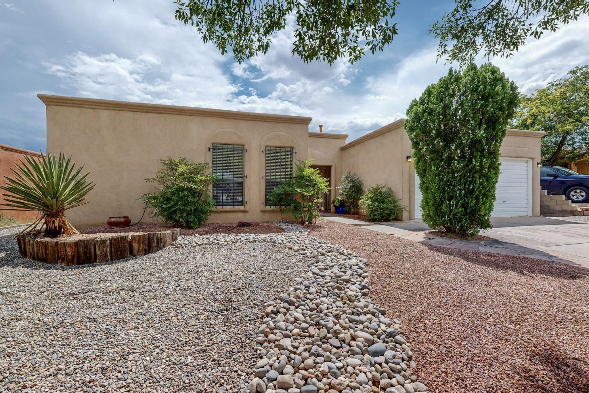 6905 Quarterhorse Lane, Albuquerque, New Mexico image 1