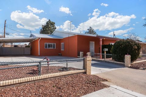 368 61st Street NW Albuquerque NM 87105