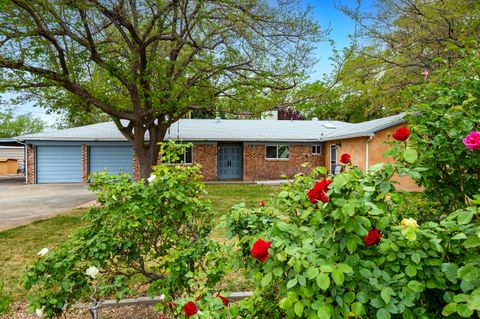 Photo of 400 Aniceto Road NW, Albuquerque, NM 87114 (MLS # 1102342)