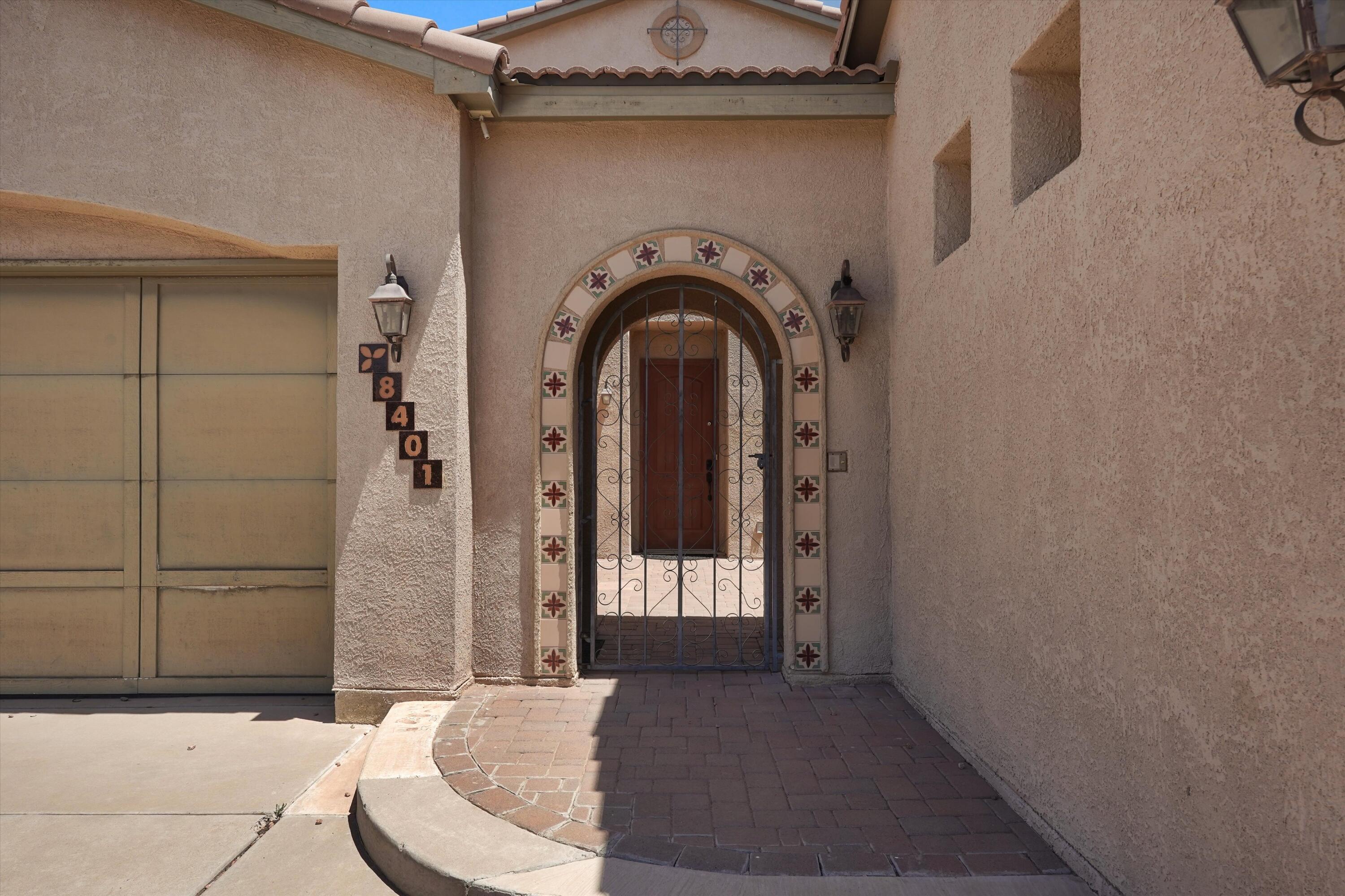 8401 Mesa Top Road NW