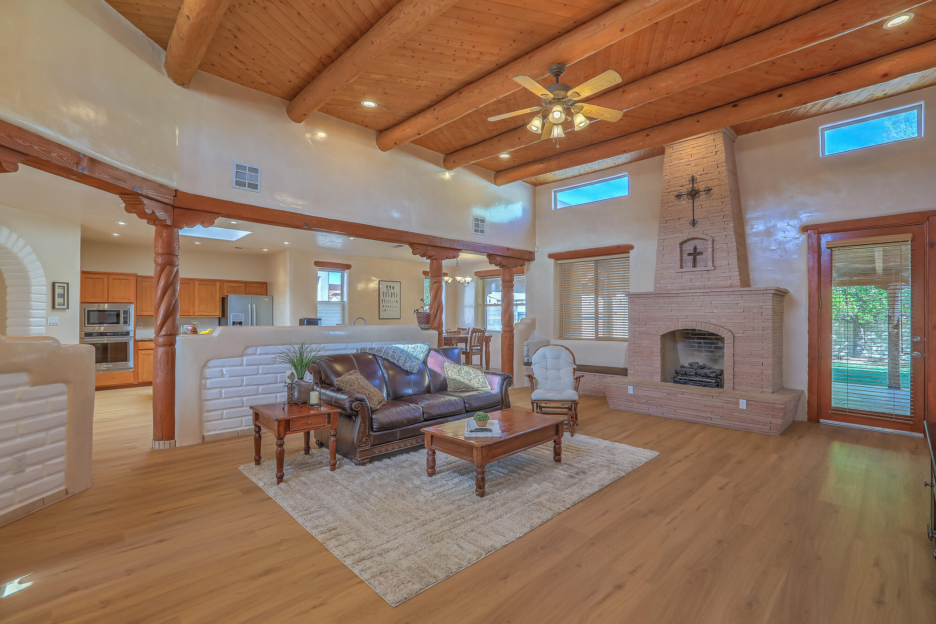 6108 Whiteman Drive NW