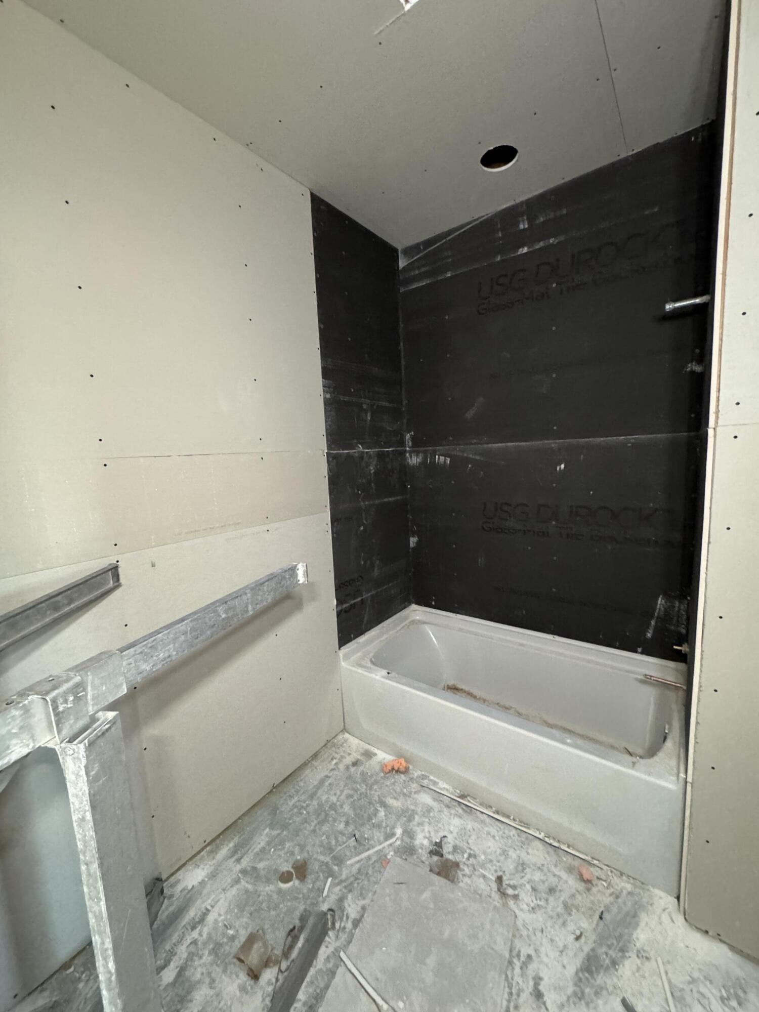 2684 Seaforth Circle NE