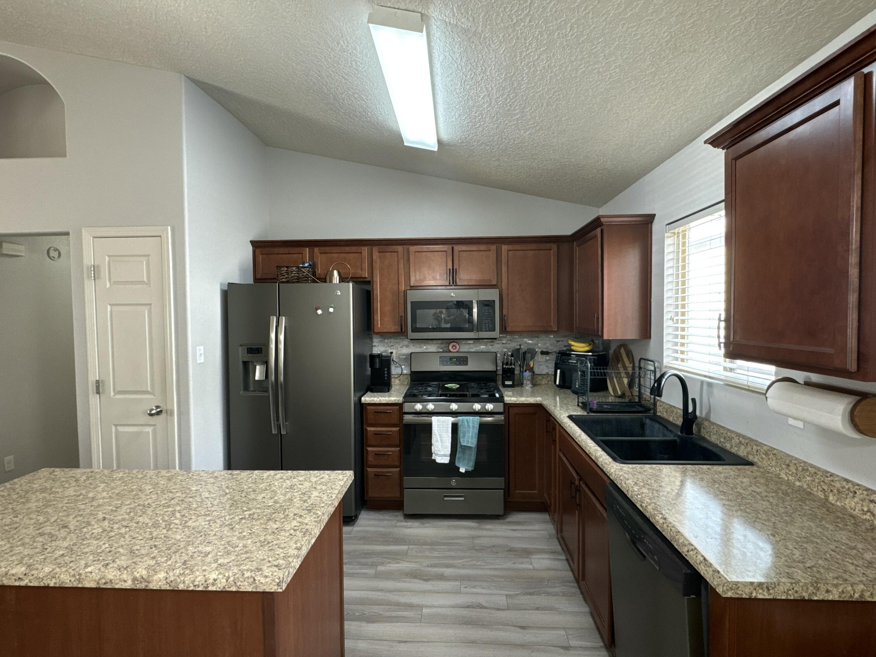 4006 Desert Lupine Drive, Rio Rancho, New Mexico image 10