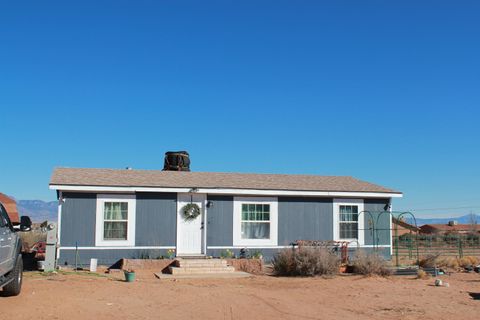 Photo of 1108 Inca Road SW, Rio Rancho, NM 87124 (MLS # 1099159)