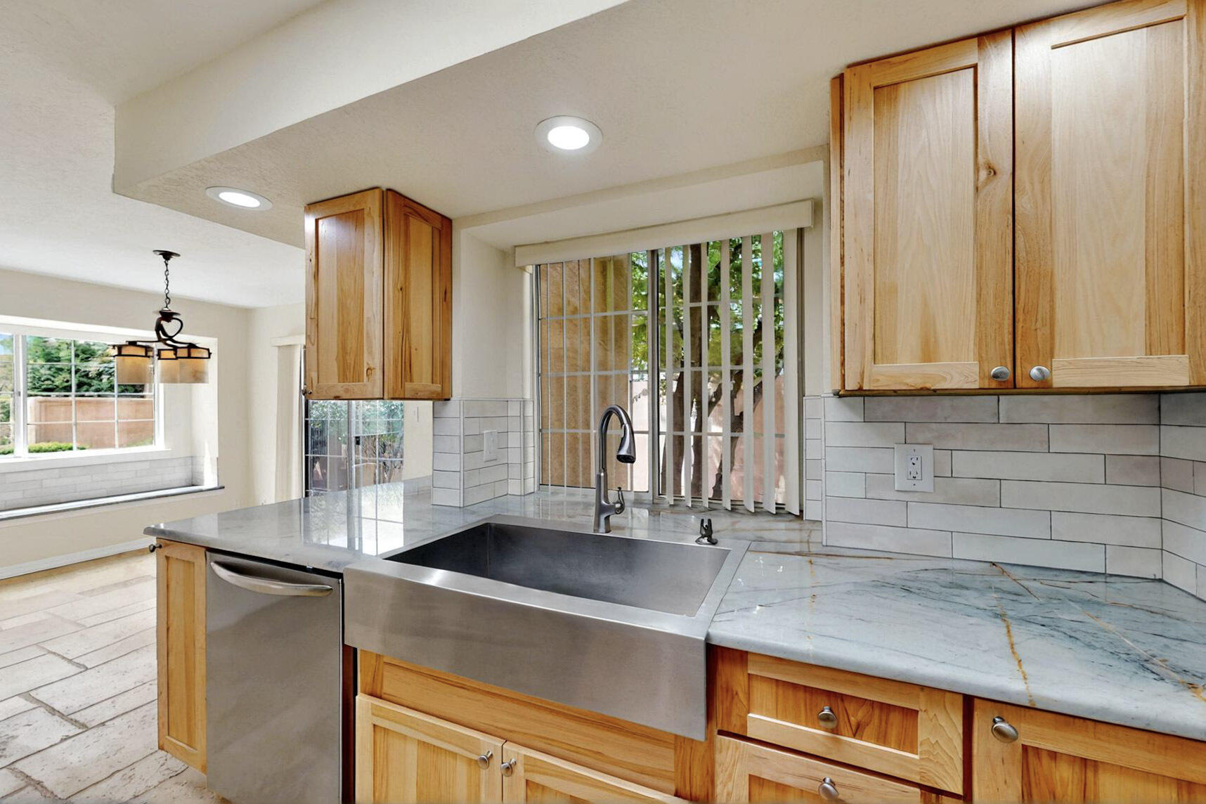 5737 Peppertree Place, Albuquerque, New Mexico image 13