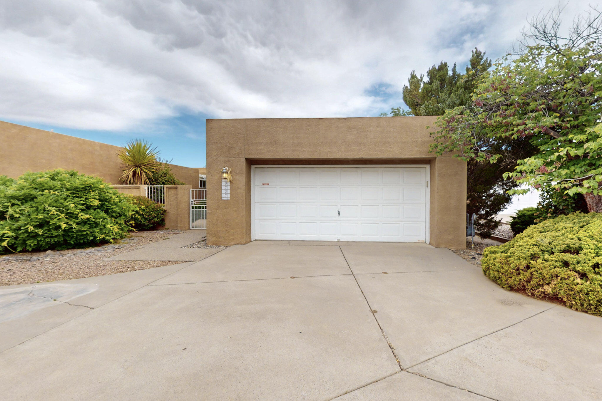 5737 Peppertree Place, Albuquerque, New Mexico image 42