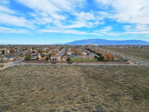Photo of 200 10th Avenue NW, Rio Rancho, NM 87124 (MLS # 1095027)