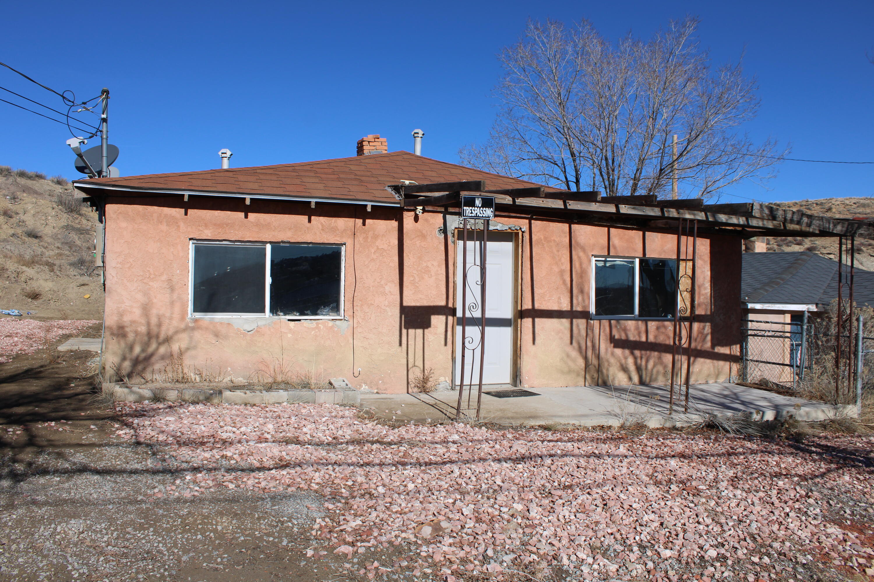 301 - 303 E Pershing Avenue, Gallup, New Mexico image 2