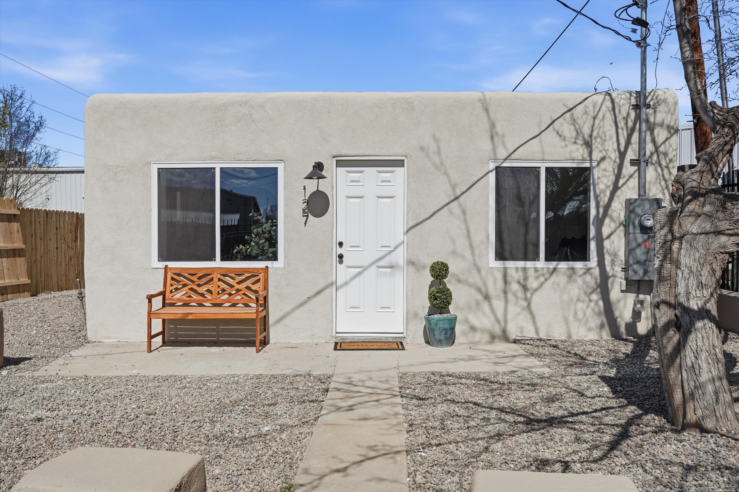 127 Veranda Road NW