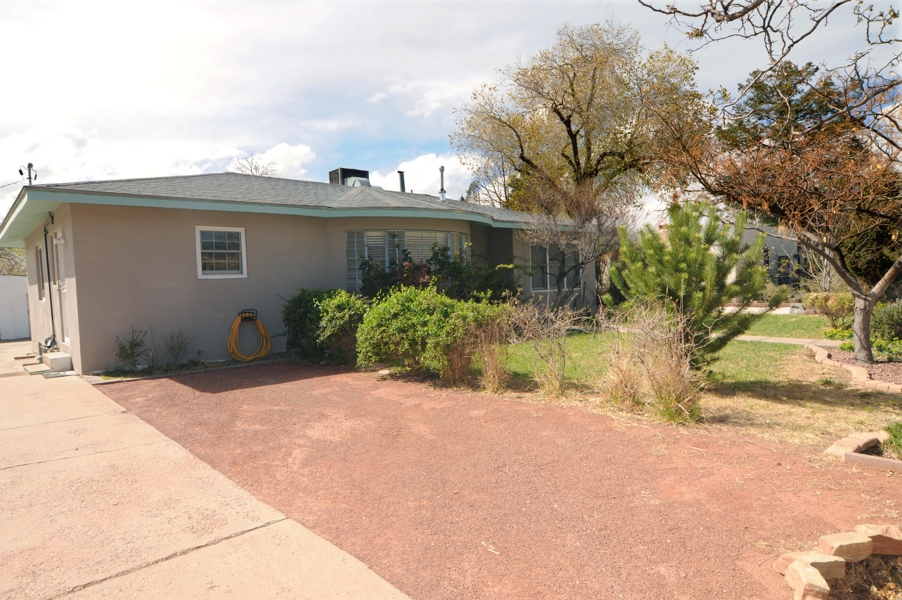 611 Carlisle Boulevard, Albuquerque, New Mexico image 2