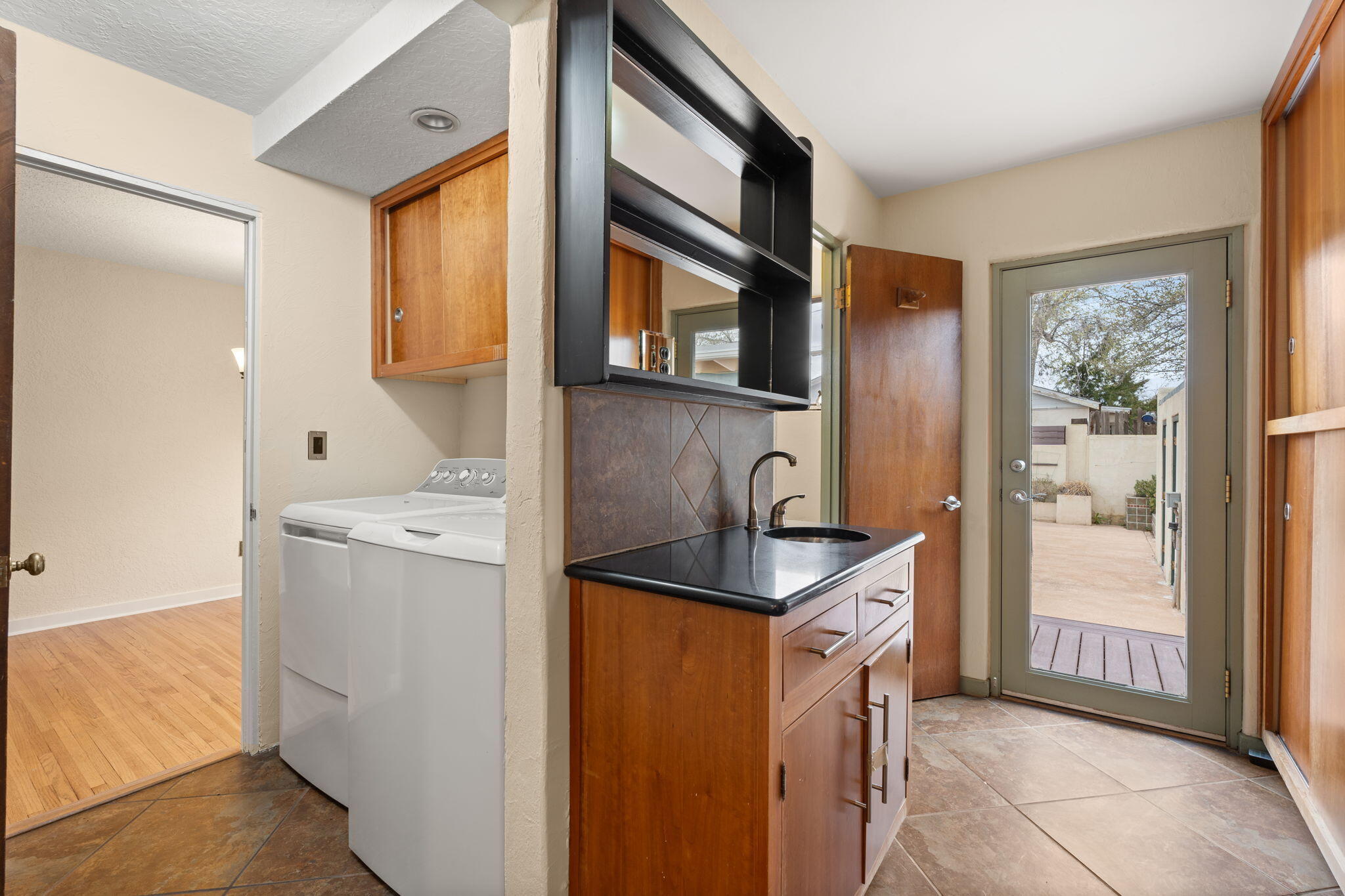 2723 Mcearl Avenue, Albuquerque, New Mexico image 18
