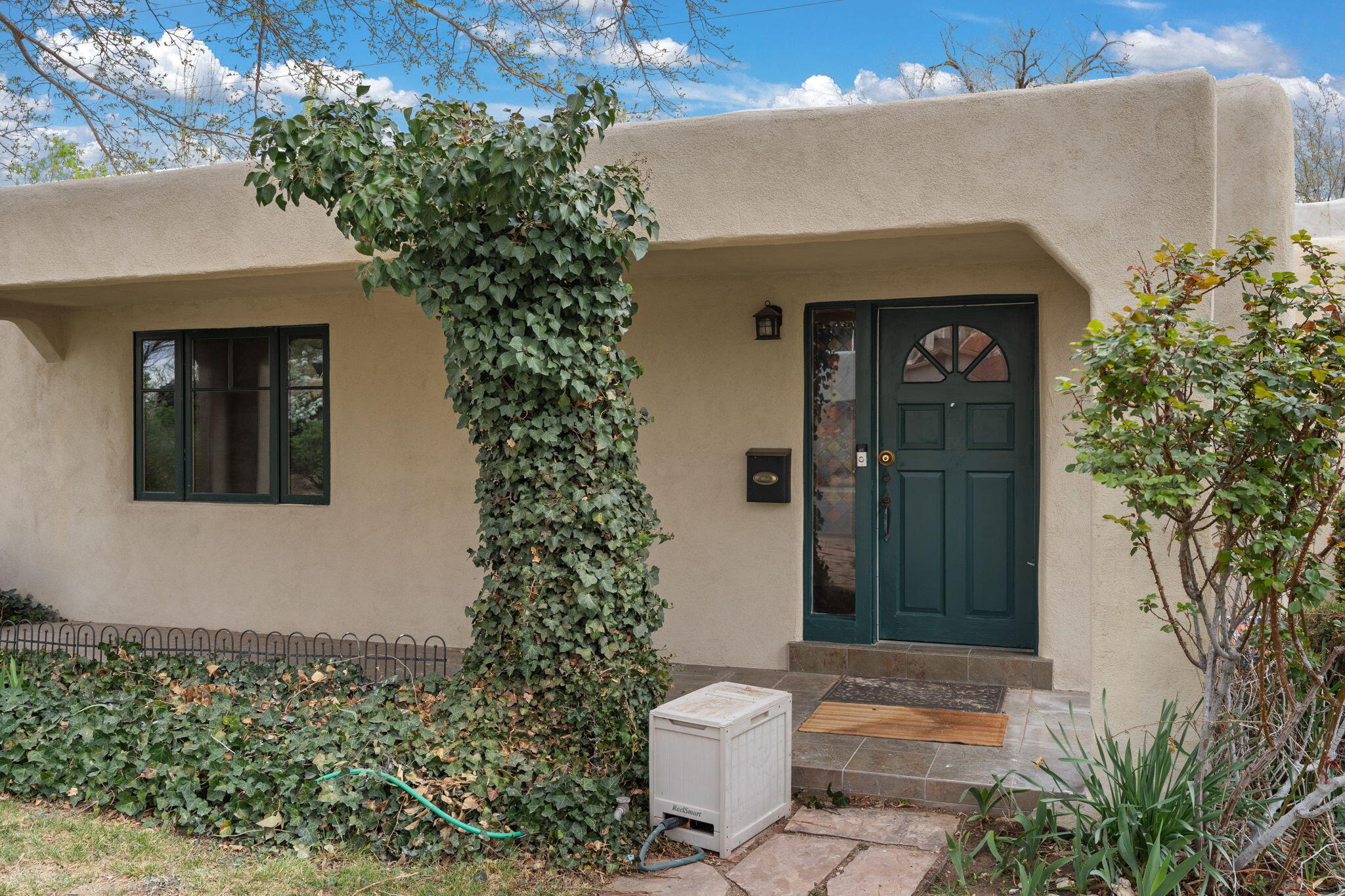 2723 Mcearl Avenue, Albuquerque, New Mexico image 6