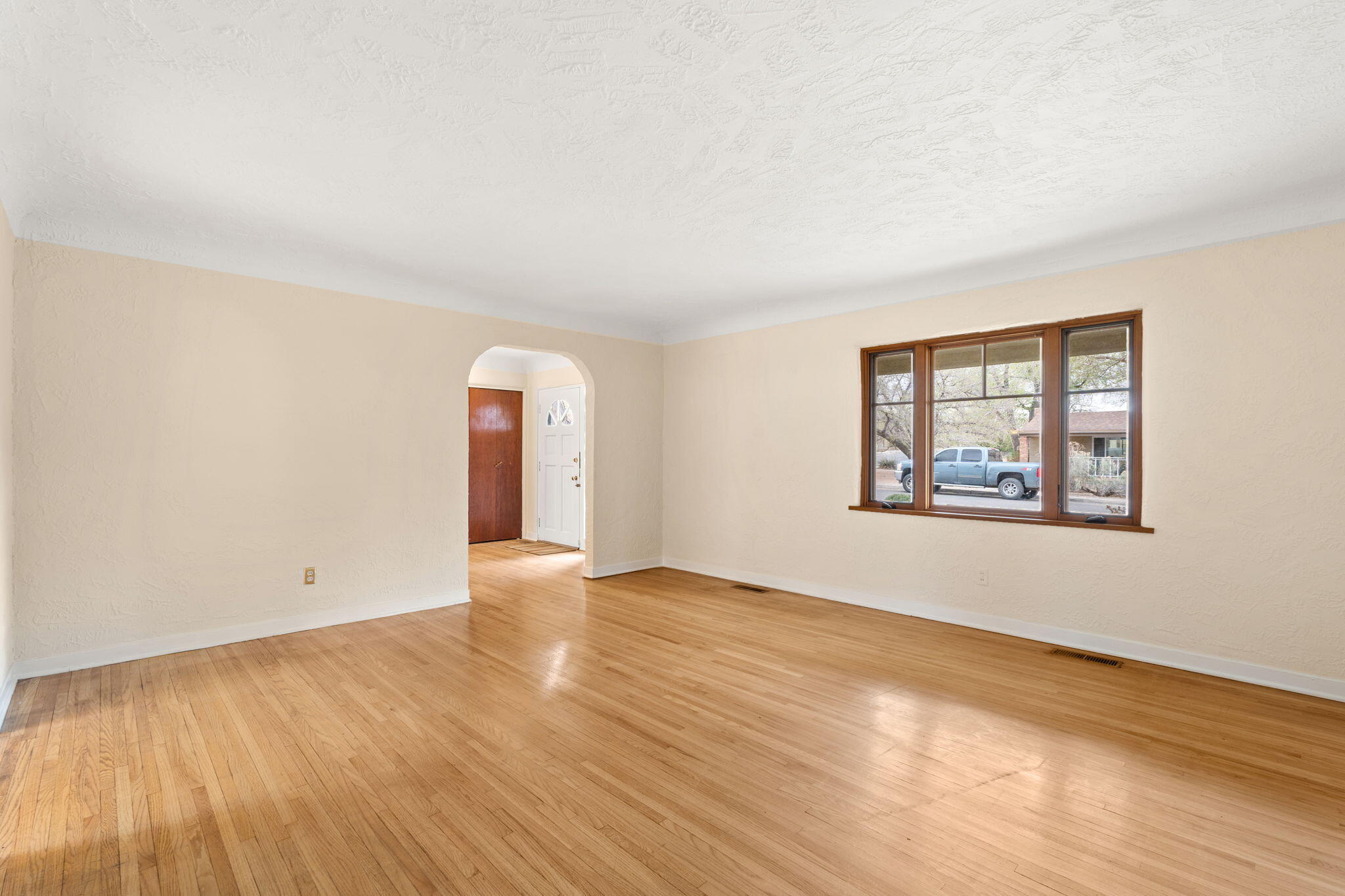 2723 Mcearl Avenue, Albuquerque, New Mexico image 11