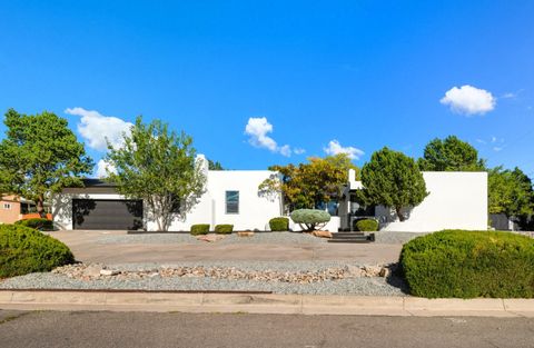 Photo of 1312 STAGECOACH Lane SE, Albuquerque, NM 87123 (MLS # 1092215)
