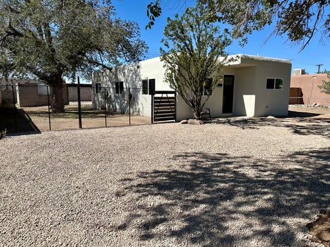 Photo of 2619 Morningside Drive NE, Albuquerque, NM 87110 (MLS # 1112359)