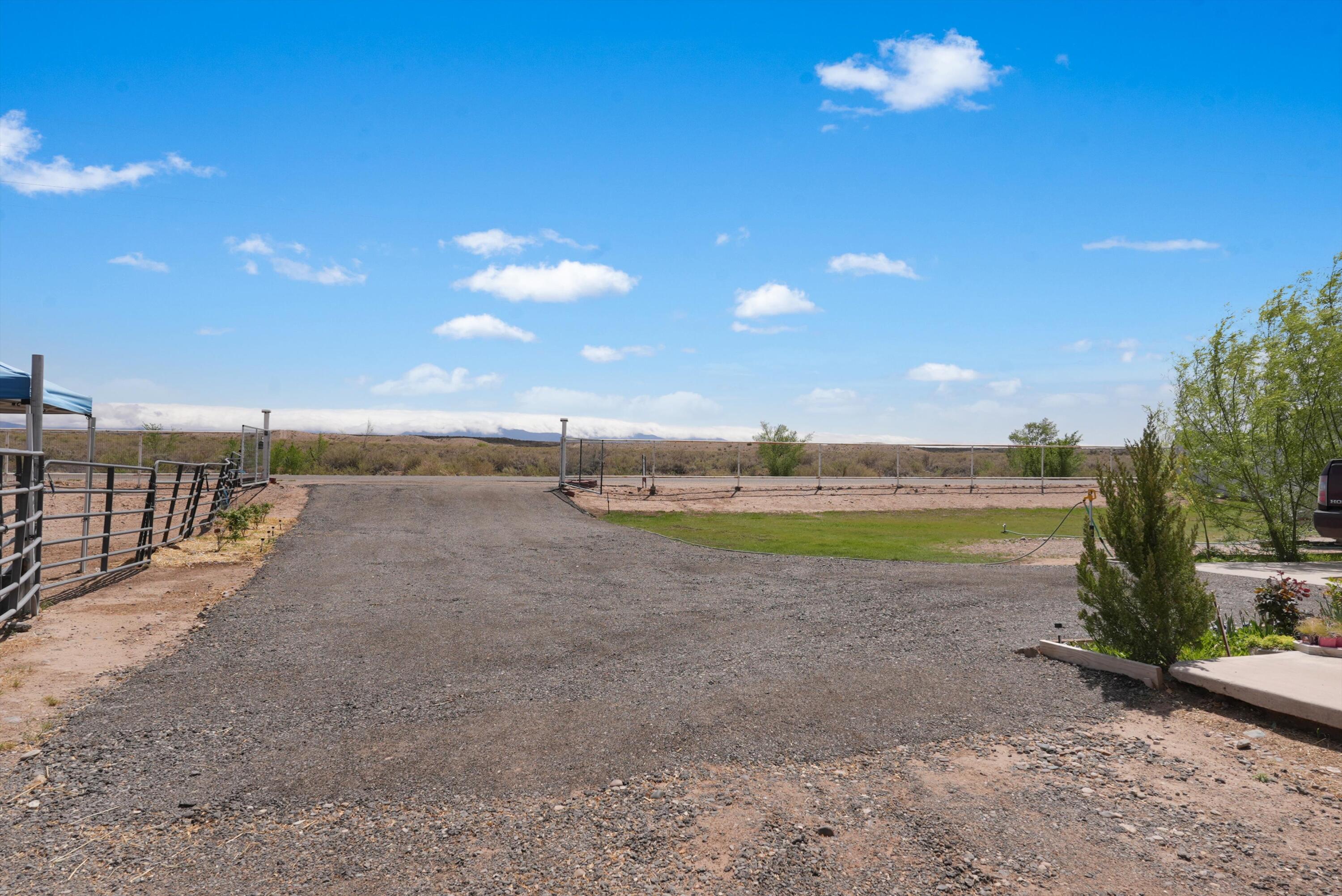185 La Entrada Road, Los Lunas, New Mexico image 38