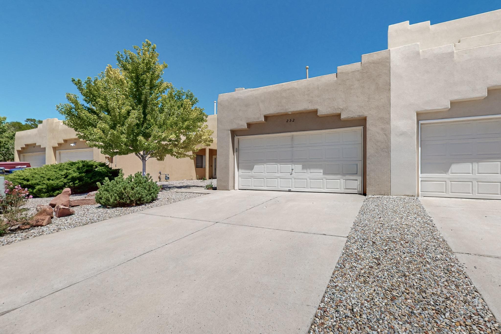 252 Glenridge Park Lane, Albuquerque, New Mexico image 4