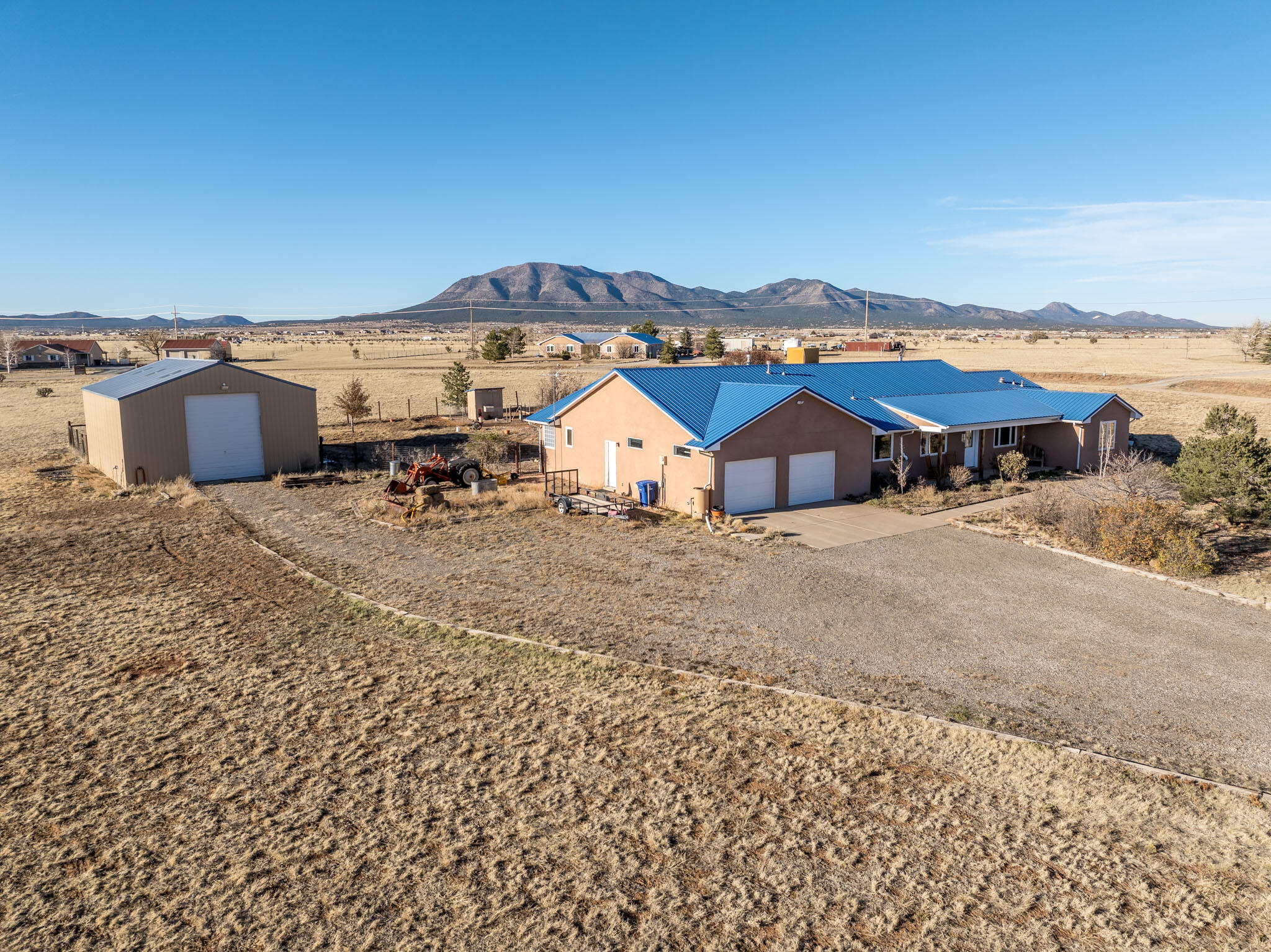 59 El Cielo Azul Circle, Edgewood, New Mexico image 2