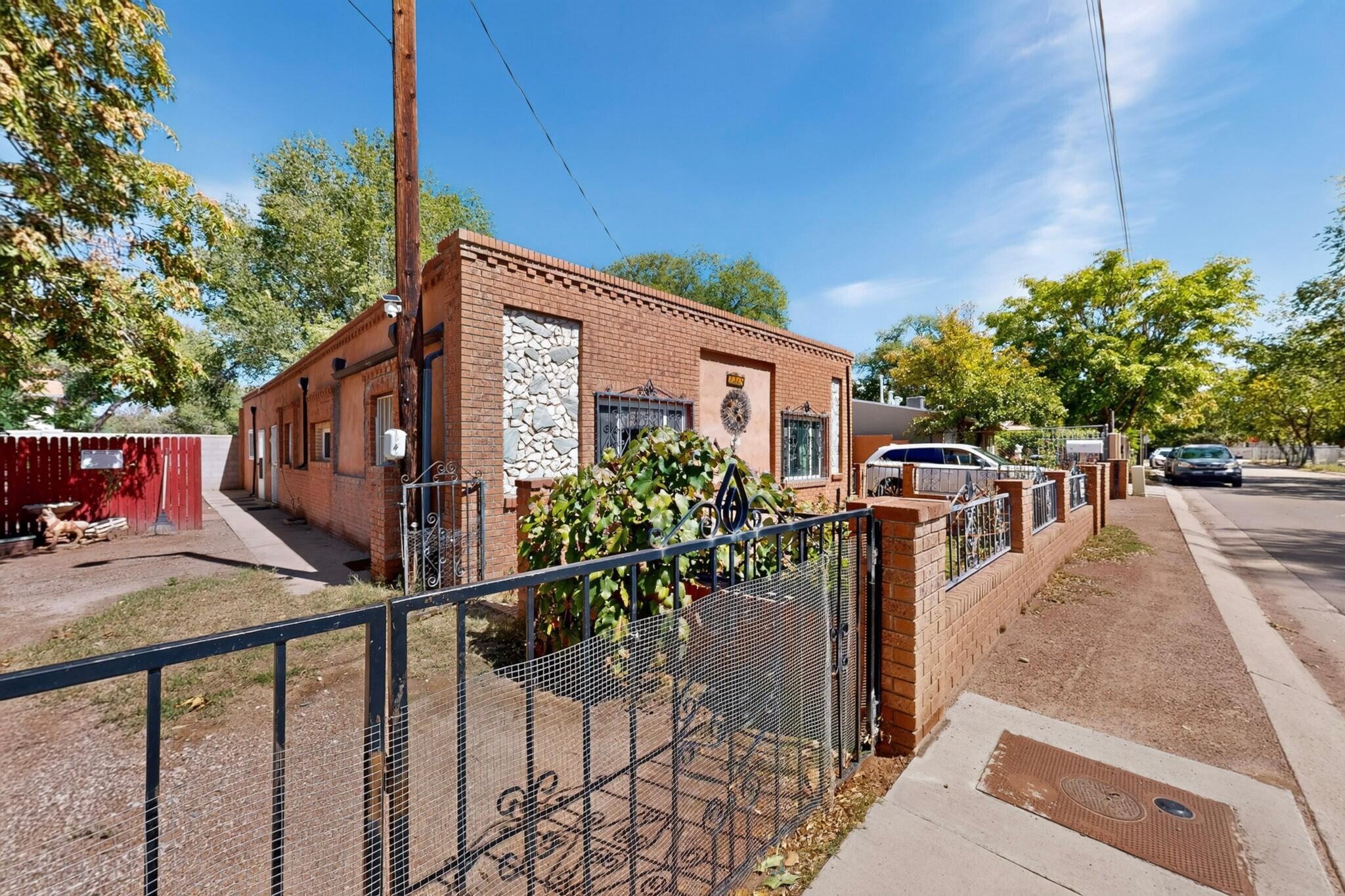 2215 Hooper Road SW