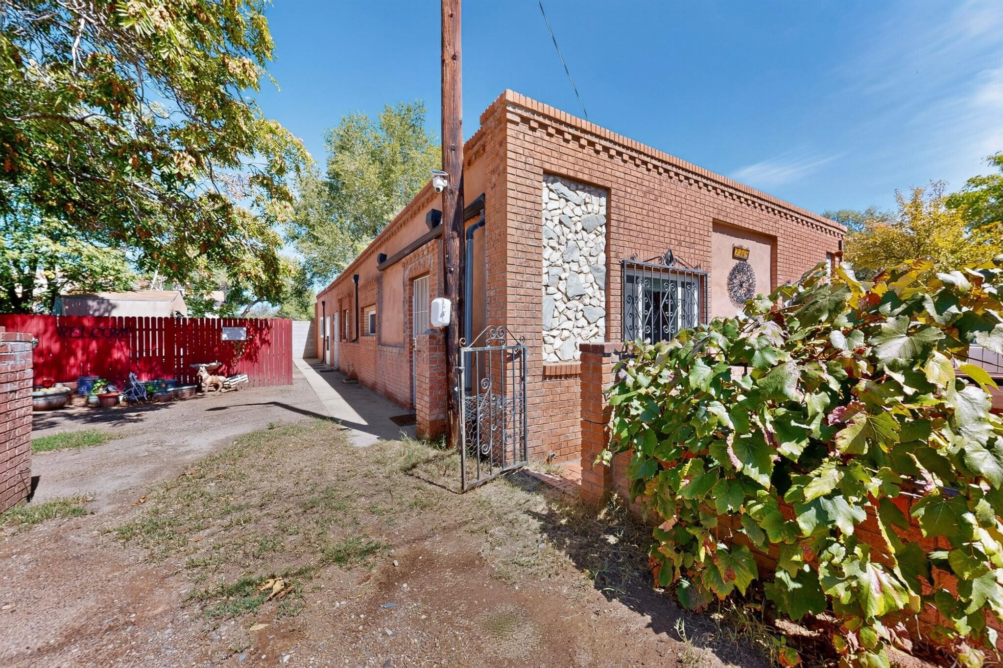 2215 Hooper Road SW