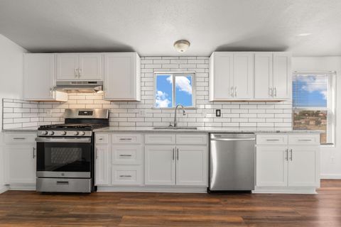 406 12TH Avenue NW Rio Rancho NM 87124