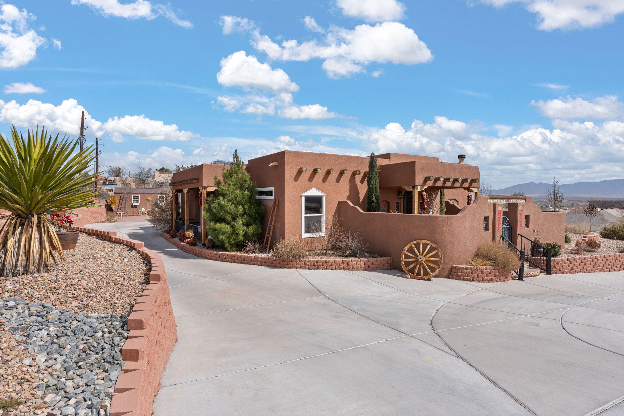 1628 Drake Road, Los Lunas, New Mexico image 4