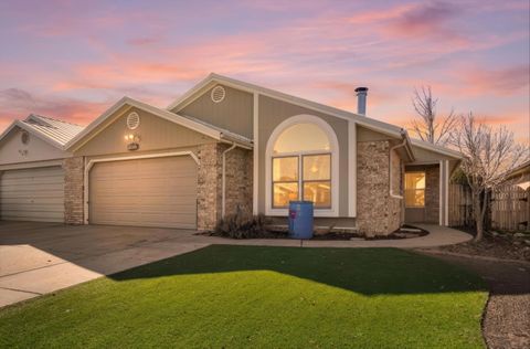 Photo of 1959 Gomez Drive SW, Los Lunas, NM 87031 (MLS # 1097870)