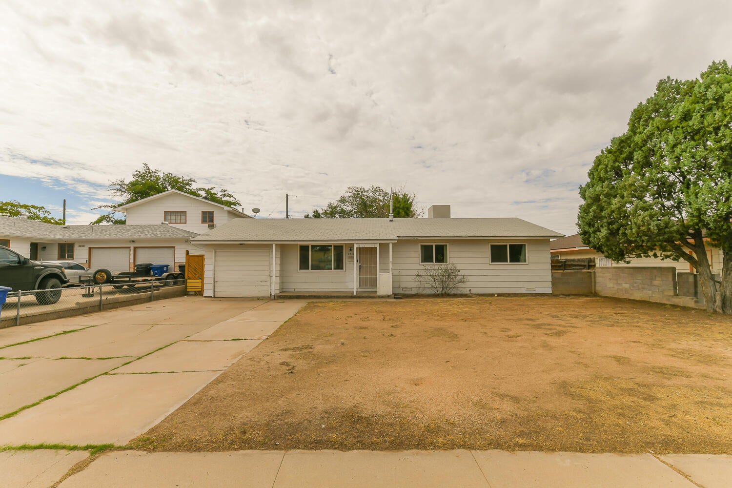 4312 Hendrix Road NE