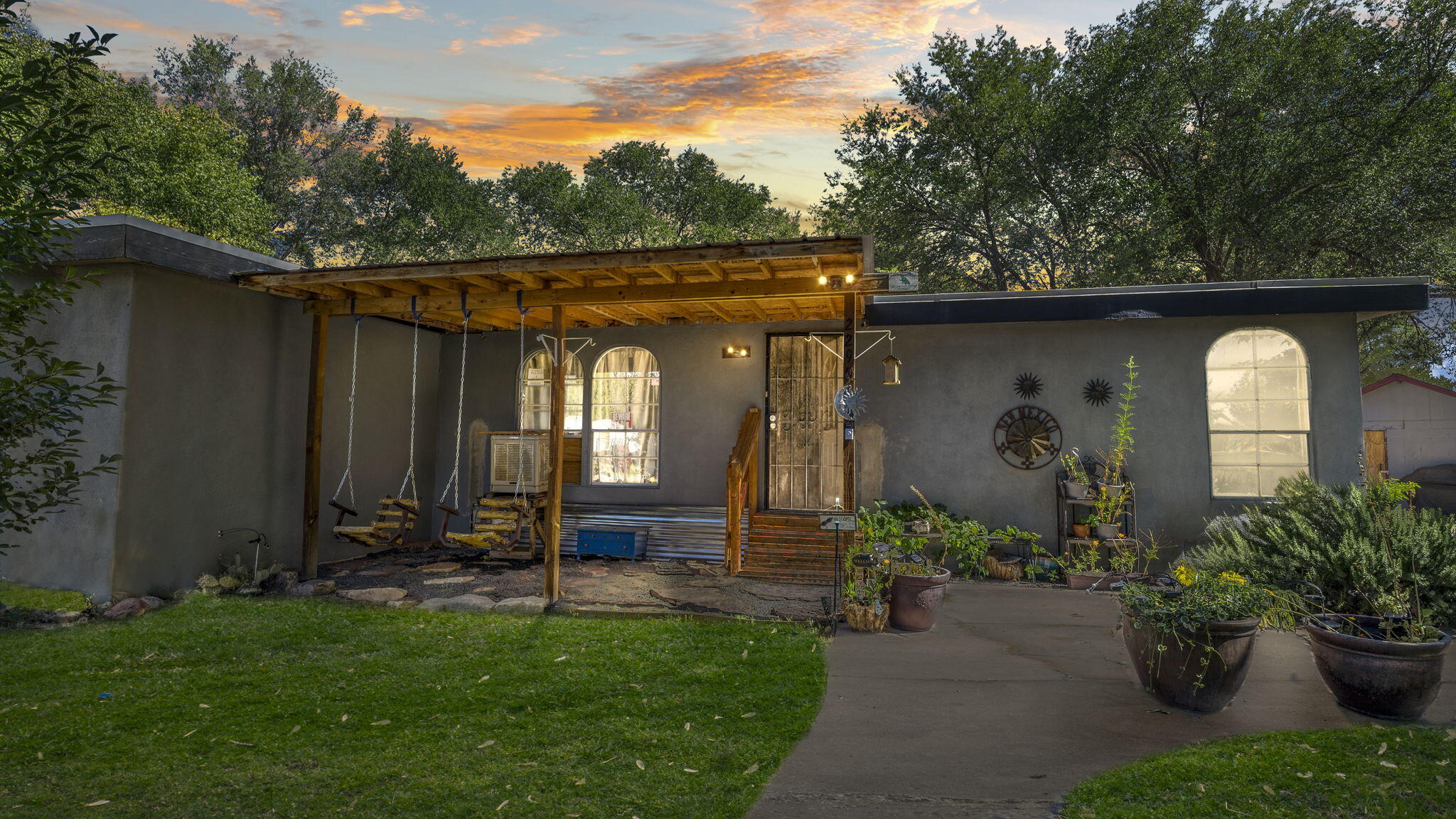 2290 Parklane Drive, Bosque Farms, New Mexico image 1