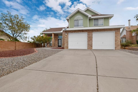 Photo of 6908 Lamar Avenue NW, Albuquerque, NM 87120 (MLS # 1112834)