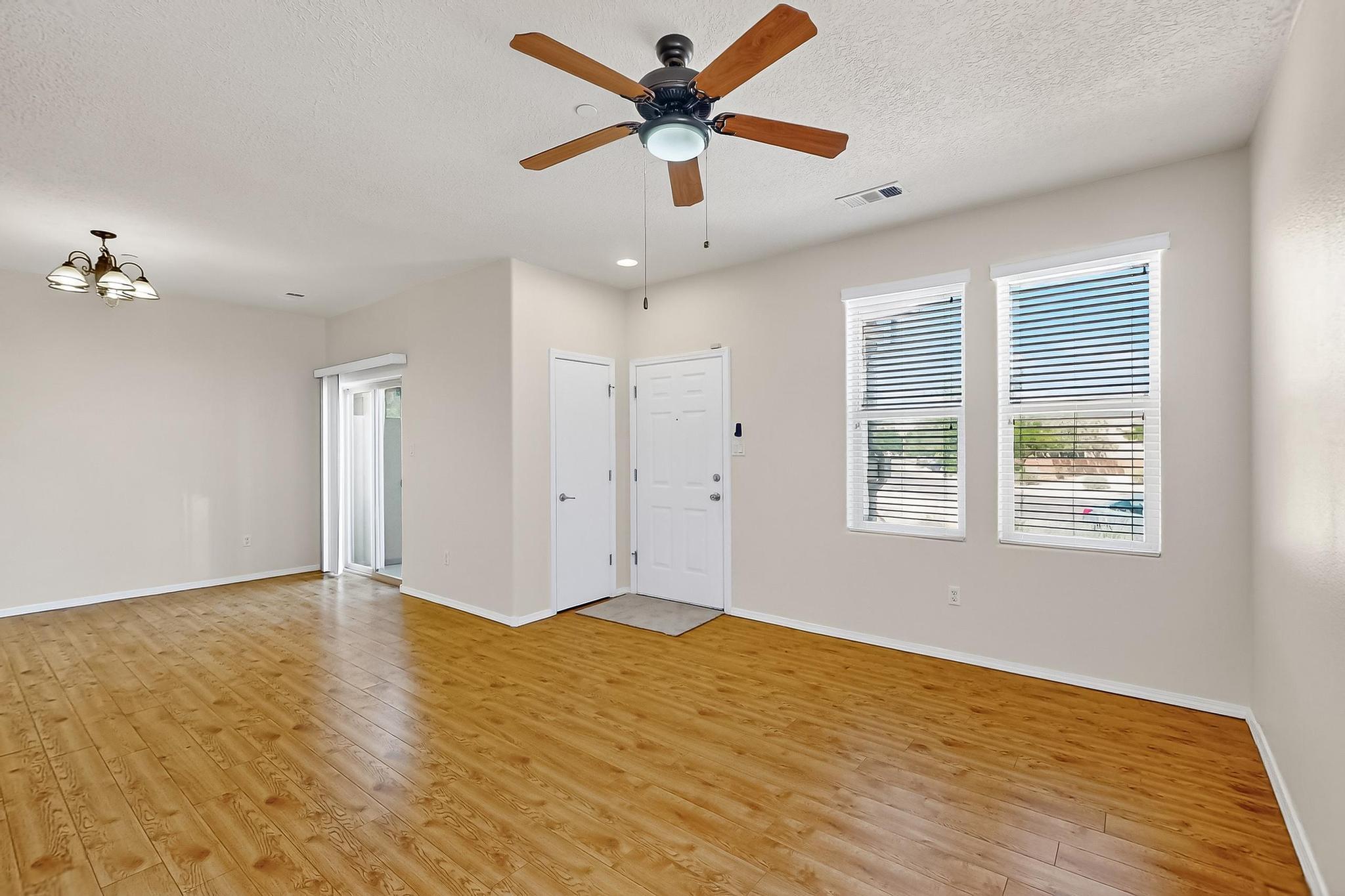 11024 Fort Point Lane #B, Albuquerque, New Mexico image 5