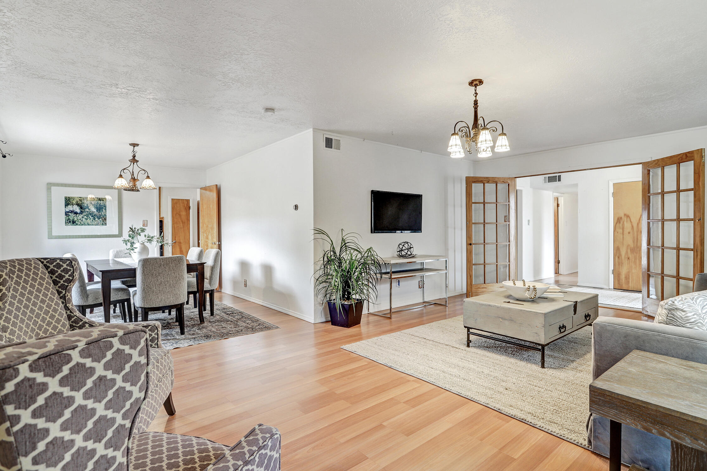 2908 10th Street NW