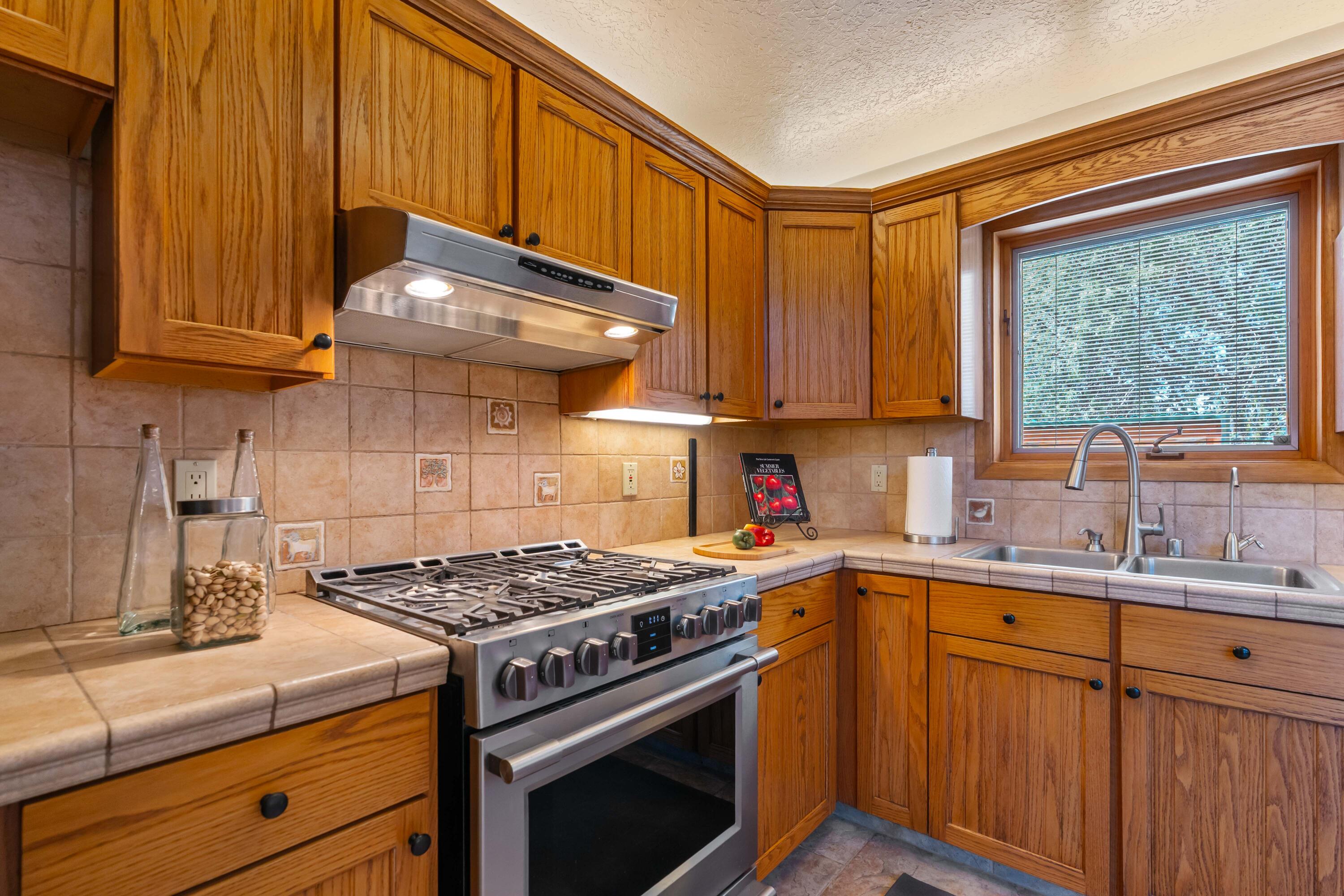 50 El Cedro Lane, Tijeras, New Mexico image 15