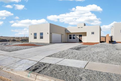 Photo of 945 Night Sky Avenue NE, Rio Rancho, NM 87144 (MLS # 1098236)