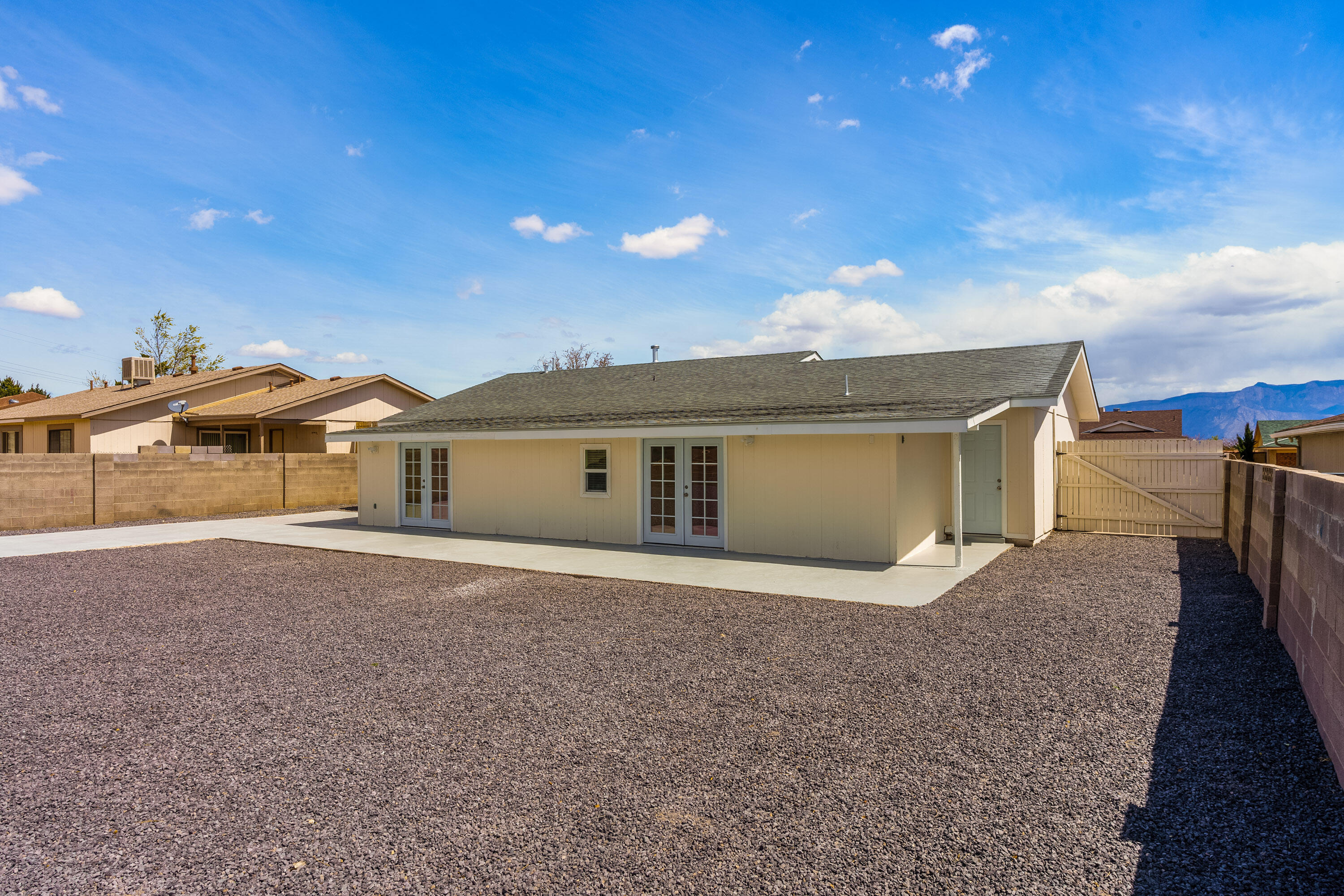 613 Wagon Train Drive, Rio Rancho, New Mexico image 32