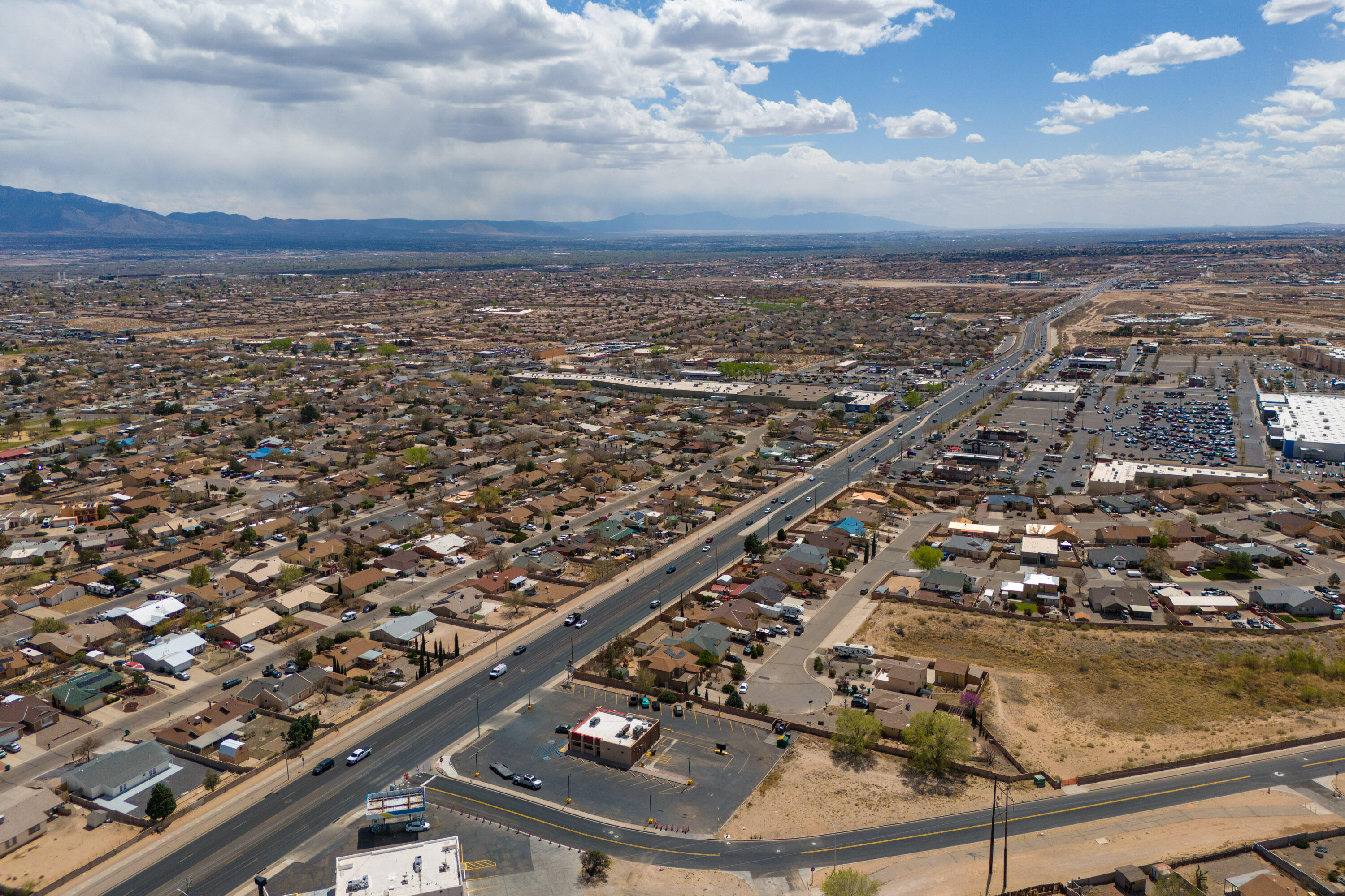 613 Wagon Train Drive, Rio Rancho, New Mexico image 45