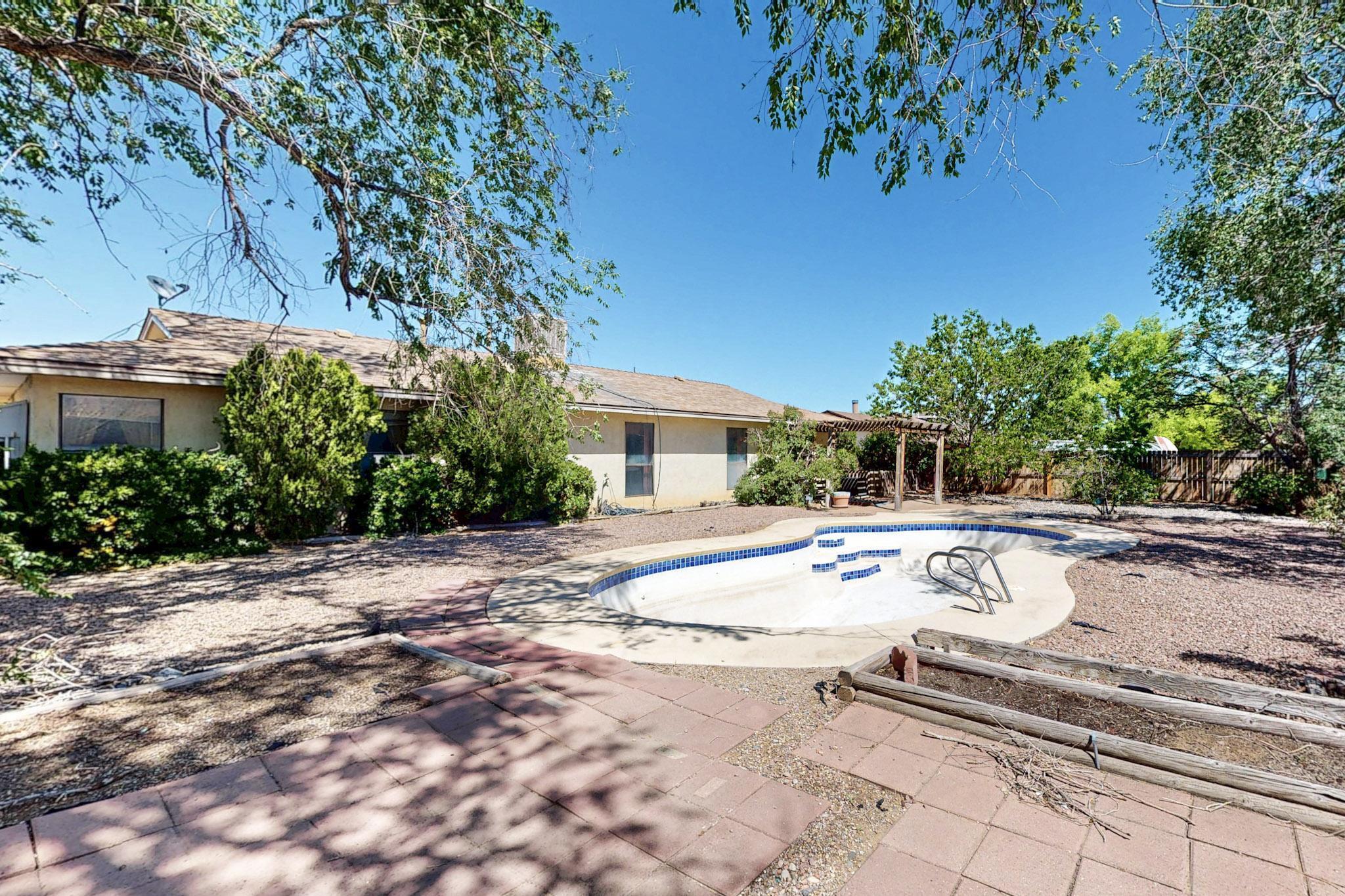 2004 Western Hills Drive, Rio Rancho, New Mexico image 2
